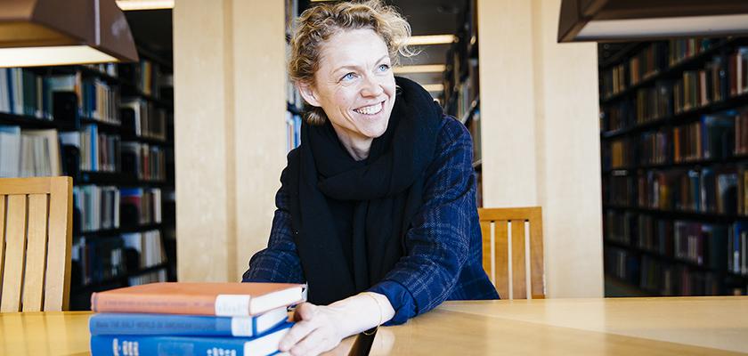 Student in library